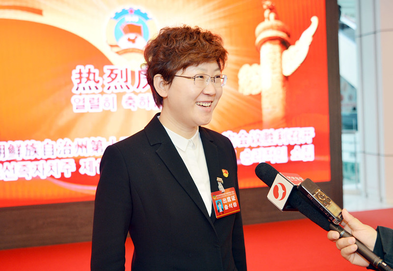 王坤_副本.jpg