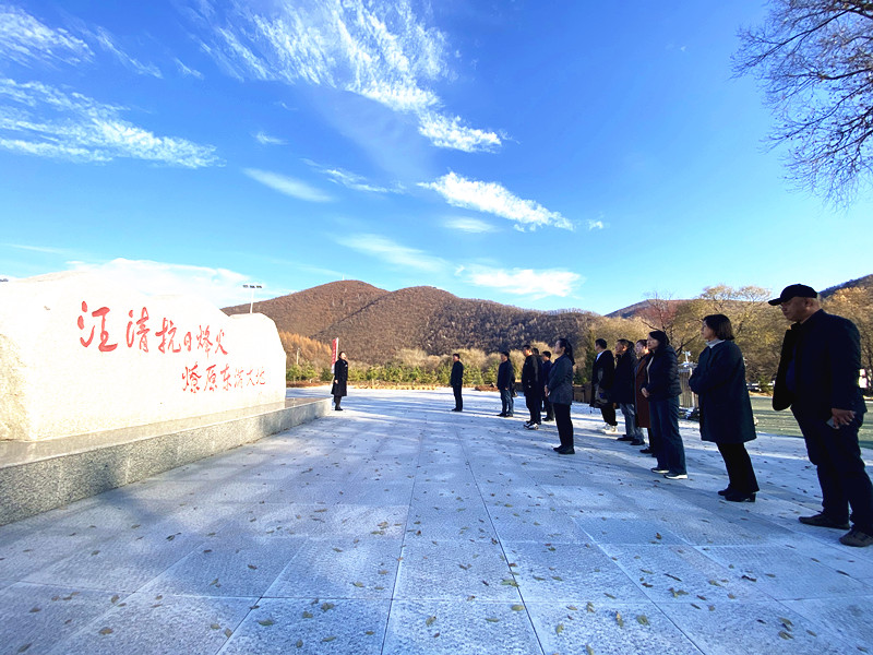 人资环参观展馆1_副本.jpg